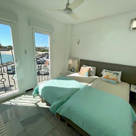 Gatu Villa Oceano Frente Al Mar En Puerto Sherry " Preferente Mayores De 25 Anos Y Familias " El Puerto de Santa Maria Luaran gambar