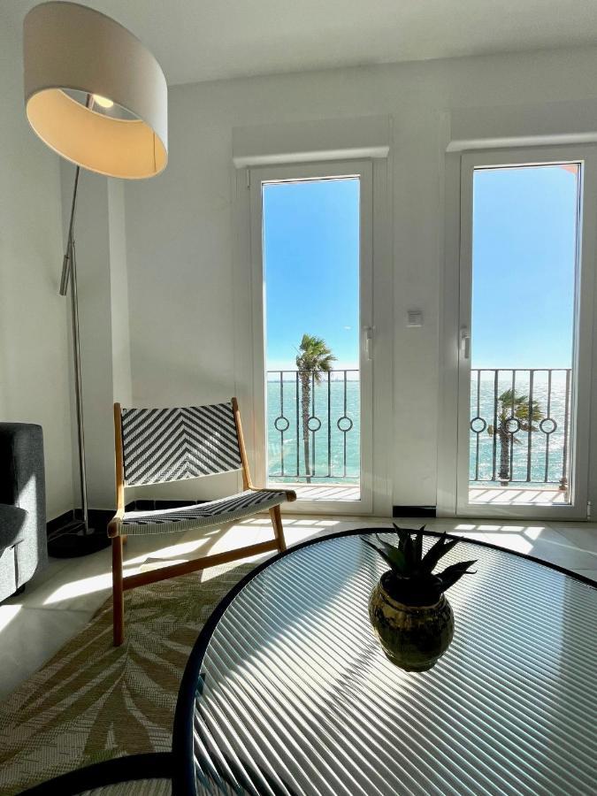 Gatu Villa Oceano Frente Al Mar En Puerto Sherry " Preferente Mayores De 25 Anos Y Familias " El Puerto de Santa Maria Luaran gambar
