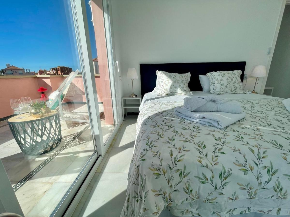Gatu Villa Oceano Frente Al Mar En Puerto Sherry " Preferente Mayores De 25 Anos Y Familias " El Puerto de Santa Maria Luaran gambar