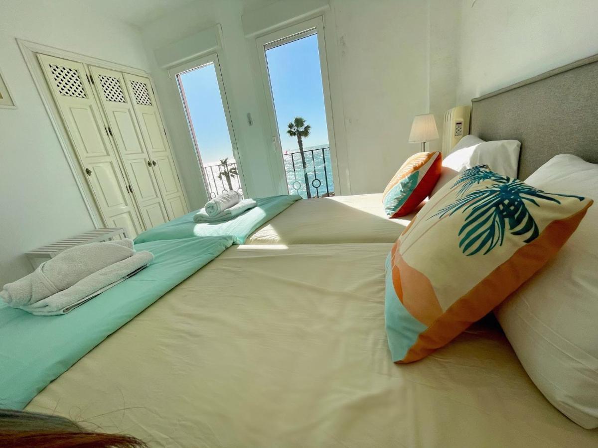 Gatu Villa Oceano Frente Al Mar En Puerto Sherry " Preferente Mayores De 25 Anos Y Familias " El Puerto de Santa Maria Luaran gambar